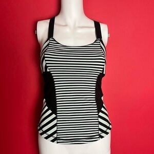 Y2k horizontal striped tank top 🖤🩵​​​​​​​​​​​​​​